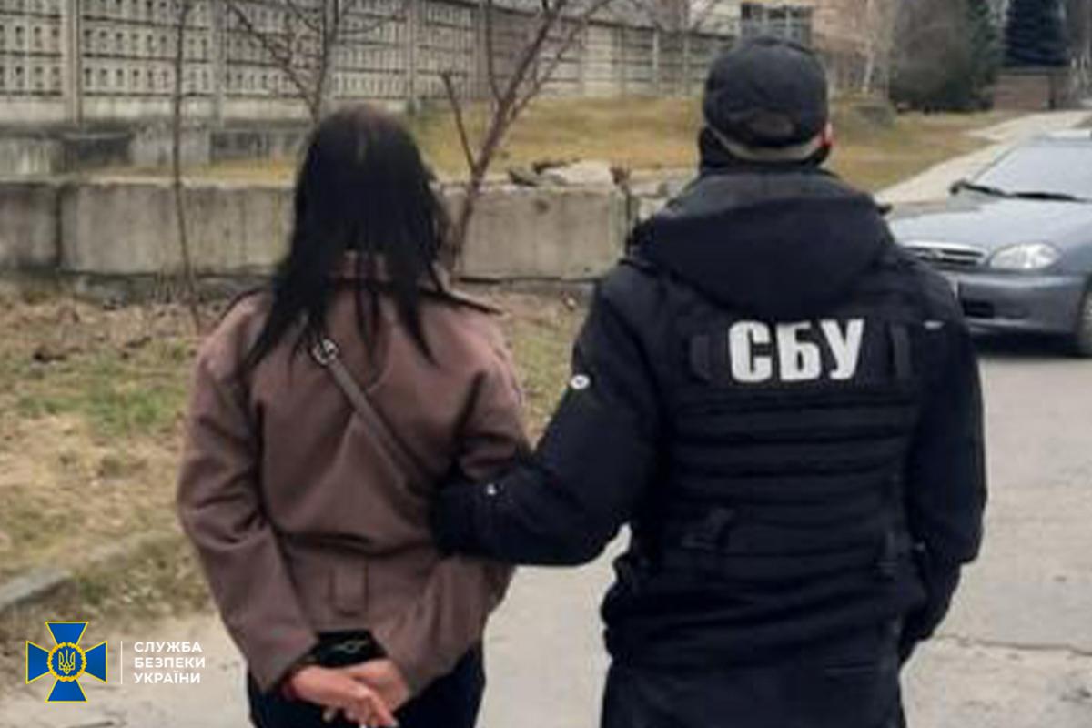 В Украине жестоко наказали предательницу, которая 'наводила' ракеты РФ на Кировоградскую область В Украине жестоко наказали предательницу, которая 'наводила' ракеты РФ на Кировоградскую область