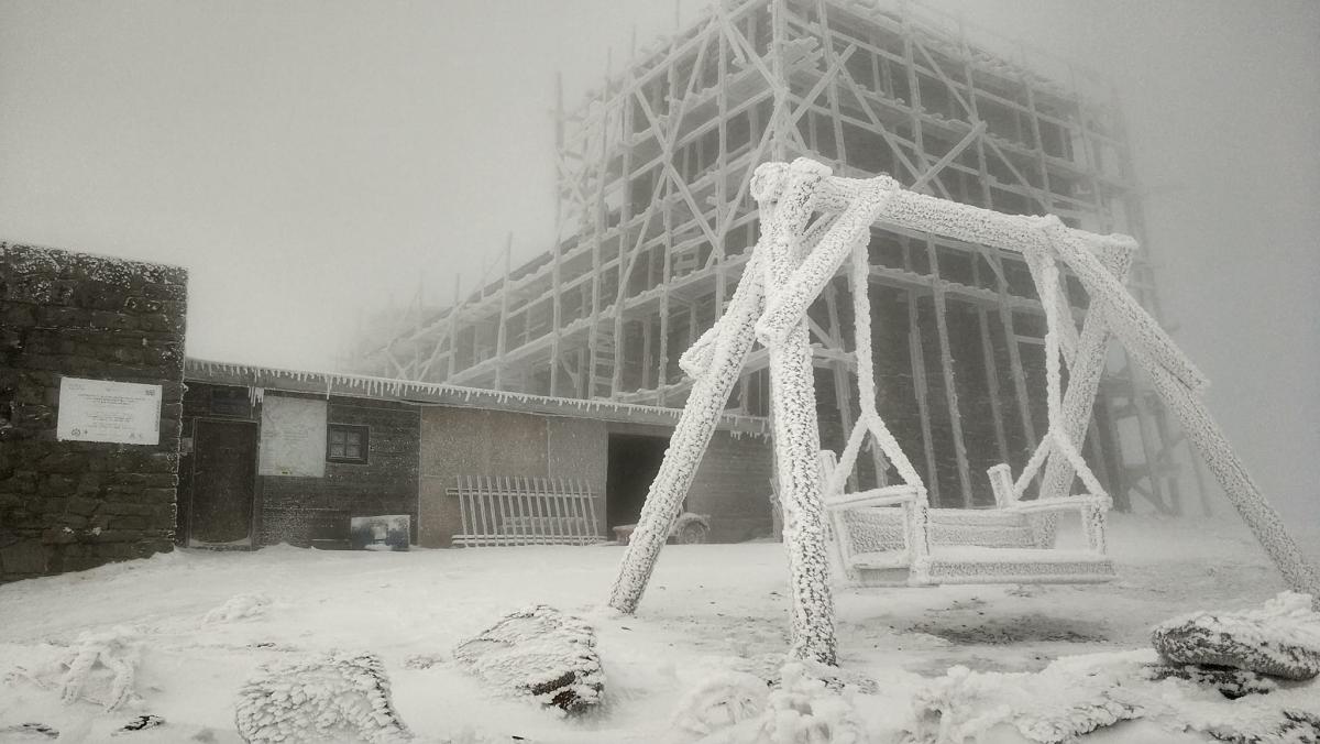 У Карпати прийшла зима / фото Facebook / Чорногірський гірський пошуково-рятувальний пост. У Карпати прийшла зима / фото Facebook / Чорногірський гірський пошуково-рятувальний пост.