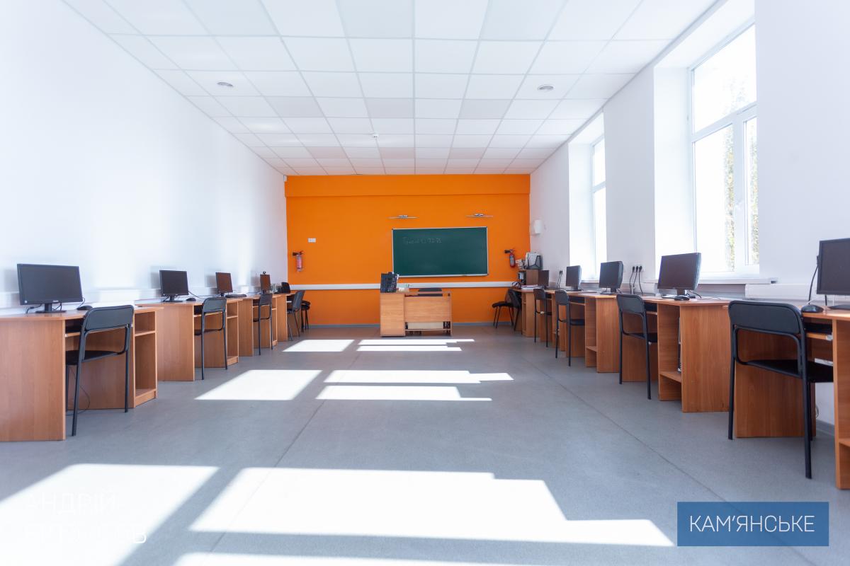 Мер Кам’янського Андрій Білоусов повідомив про виграний грант на реконструкцію трьох лікарень та навчального закладу за рахунок іноземних інвестицій Мер Кам’янського Андрій Білоусов повідомив про виграний грант на реконструкцію трьох лікарень та навчального закладу за рахунок іноземних інвестицій
