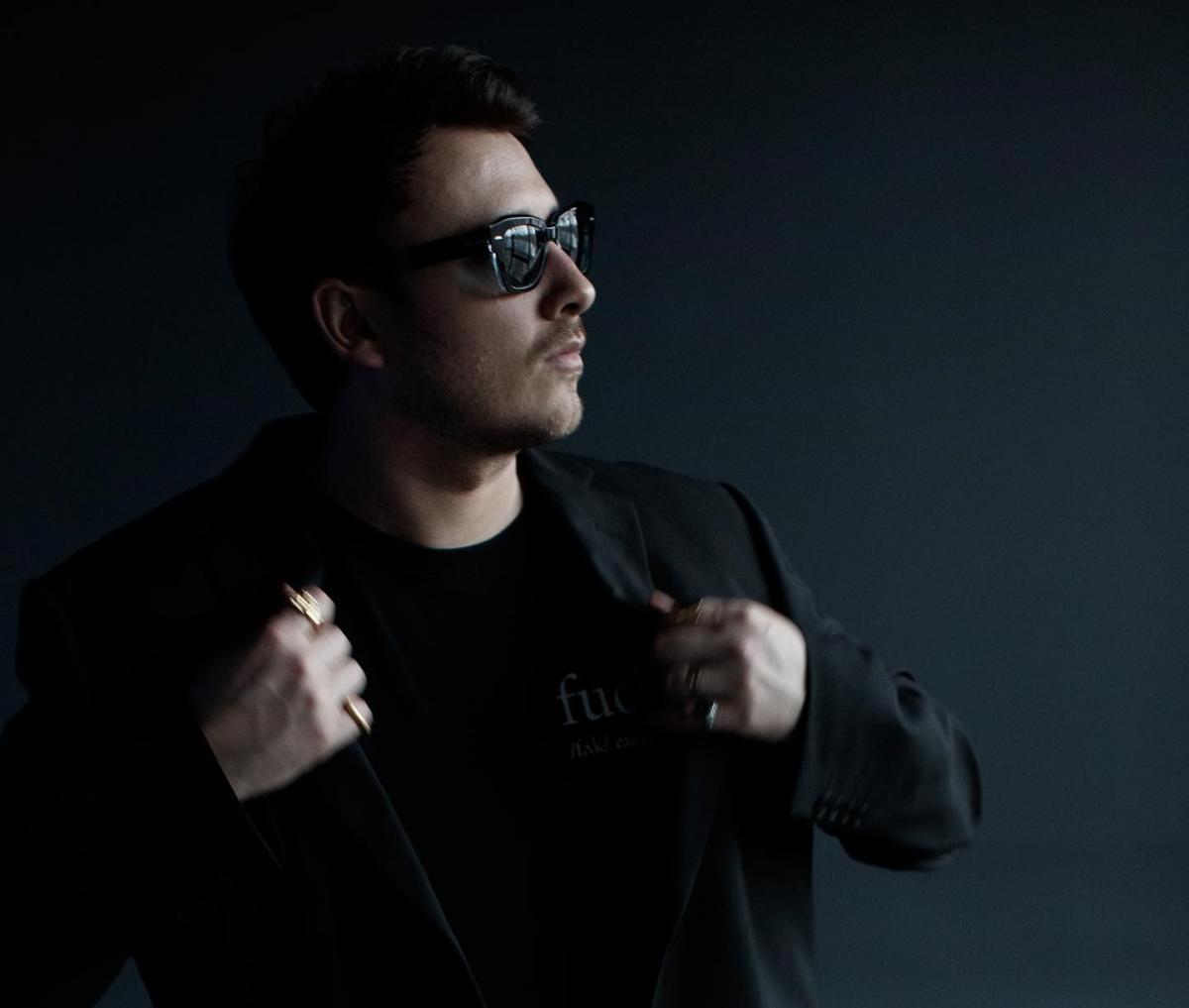 Известный певец объявил о бракосочетании / instagram.com/ivan_naviofficial