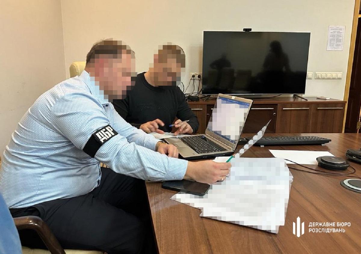 ГБР проводит обыски в админзданиях столичных ТЭЦ / фото ГБР ГБР проводит обыски в админзданиях столичных ТЭЦ / фото ГБР
