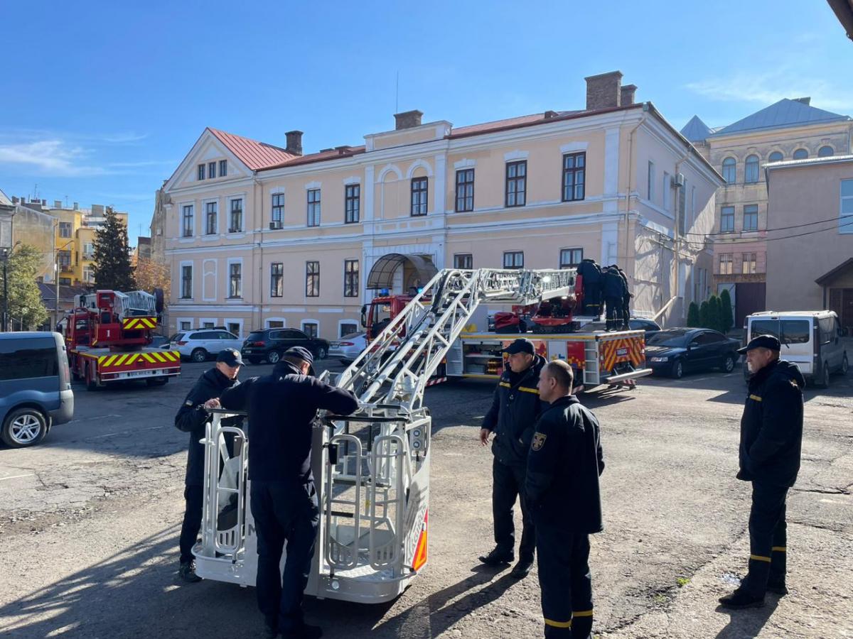 Автодрабина від Magirus необхідна під час гасіння масштабних пожеж та ліквідації наслідків надзвичайних ситуацій / фото прес-служби компанії Автодрабина від Magirus необхідна під час гасіння масштабних пожеж та ліквідації наслідків надзвичайних ситуацій / фото прес-служби компанії