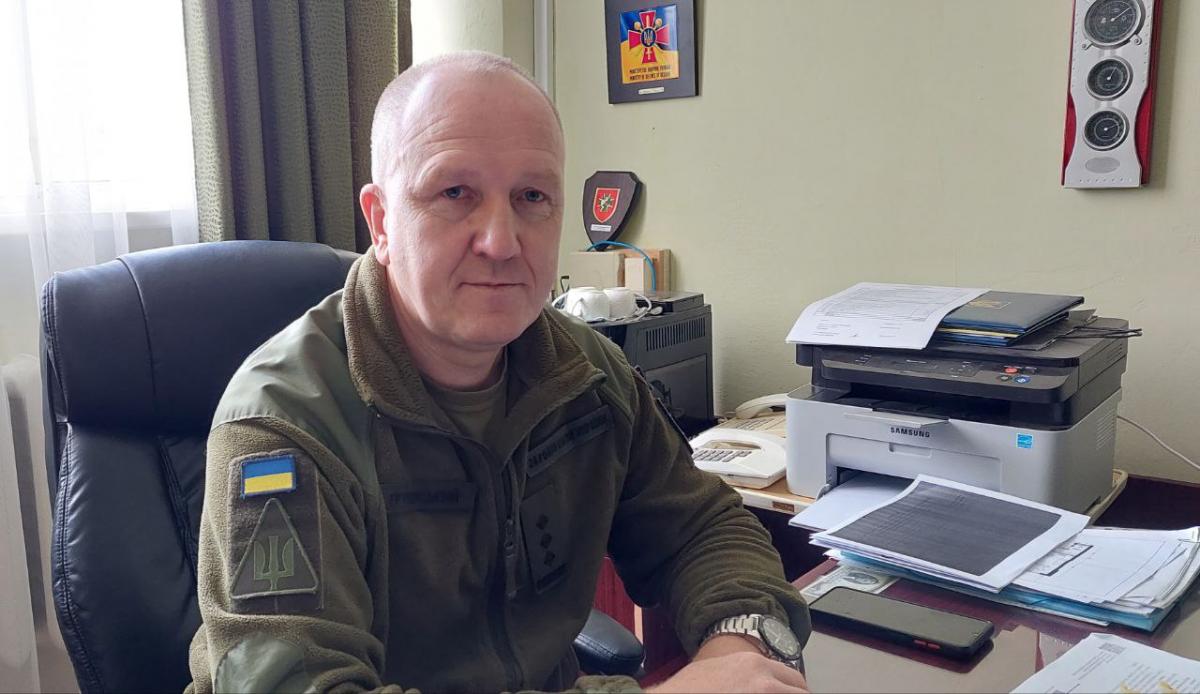 Олег Грушевський в інтервʼю УНІАН розповів про важливість метеопрогнозів у війні / фото Лариси Козової Олег Грушевський в інтервʼю УНІАН розповів про важливість метеопрогнозів у війні / фото Лариси Козової