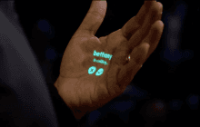 Вихідці з Apple показали гаджет, який "одного дня замінить смартфон" (фото)