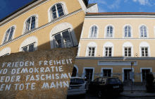 В Австрии придумали, как отвадить неонацистов от дома, где родился Гитлер