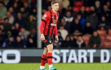 Забарный допустил эпическую ошибку в матче АПЛ против Эвертона Миколенко (видео)