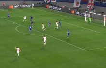 Пушечный выстрел: игрок Лейпцига забил шедевральный гол в Лиге чемпионов (видео)