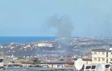 В Крыму раздались мощные взрывы: под ударом бухты Севастополя и аэродром (фото, видео)