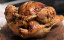 Золотиста хрумка скоринка: як приготувати курку, щоб ваші домашні об'їлися