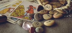 Гороскоп на 17 серпня за картами Таро: Водоліям – вдача, Стрільцям – розчарування