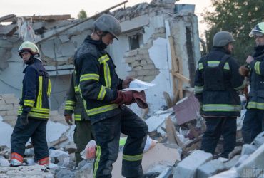 Смертельный удар РФ по селу Гроза: журналисты WSJ узнали детали жизни братьев-предателей