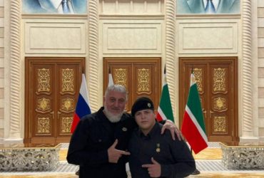 Избившему человека сыну Кадырова присвоили звание Героя Чечни (видео)
