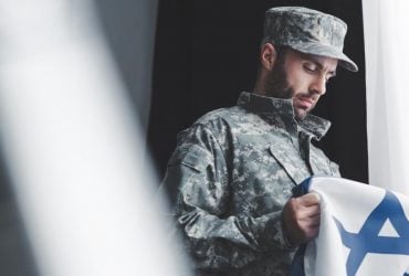 Ізраїль офіційно перейшов у стан війни