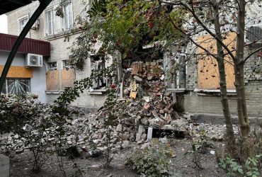 Россияне ударили ракетами по центру Покровска: есть погибший и много раненых (фото)