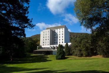 Керівника розкішного готелю звільнили через скарги українських біженців: що було не так