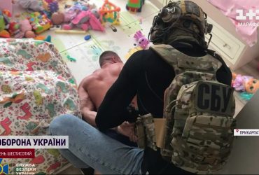 В Івано-Франківську затримали банду аферистів, що тероризувала чоловіків