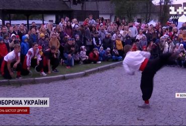 Бойовий гопак, гра на кобзі та 4-річні козаки: благодійний фестиваль у Луцьку