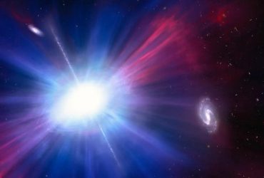 Ученые зафиксировали мощный радиовсплеск, который летел к Земле миллиарды лет