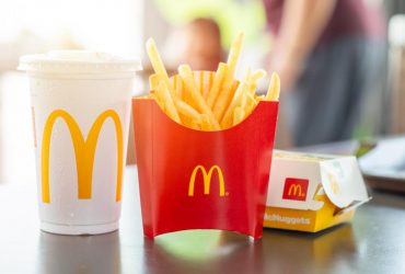 З чого роблять картоплю фрі в McDonald's - з картопляної пасти чи нарізають: відповідь здивує