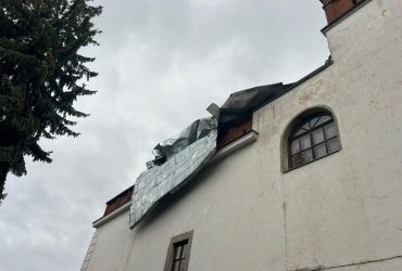 В Україні вітер пошкодив Дубенський замок: які наслідки (фото)