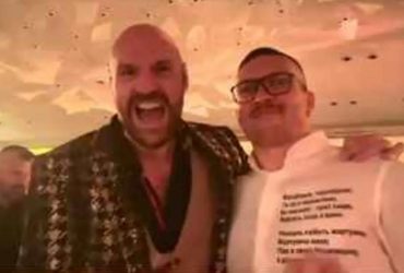 Усик та Ф'юрі зустрілися в Ер-Ріяді: українець здивував вчинком (відео)