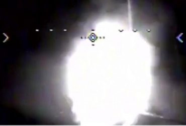 Работа украинских дронов: в Донецкой области минуснули самый современный российский танк Т-90 (видео)