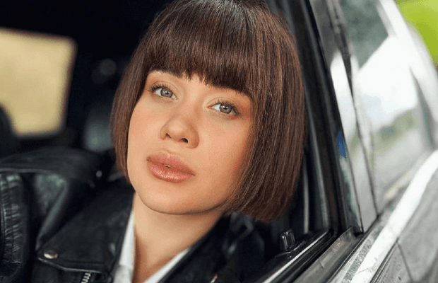 Популярну співачку "спіймали" у Львові і дізналися, скільки коштує її "лук" (відео)