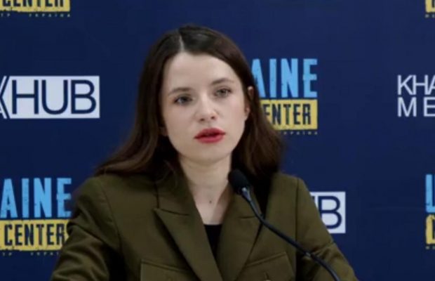 "Вони дурепи": Соловій "наїхала" на співачок, які не їздять на фронт (відео)