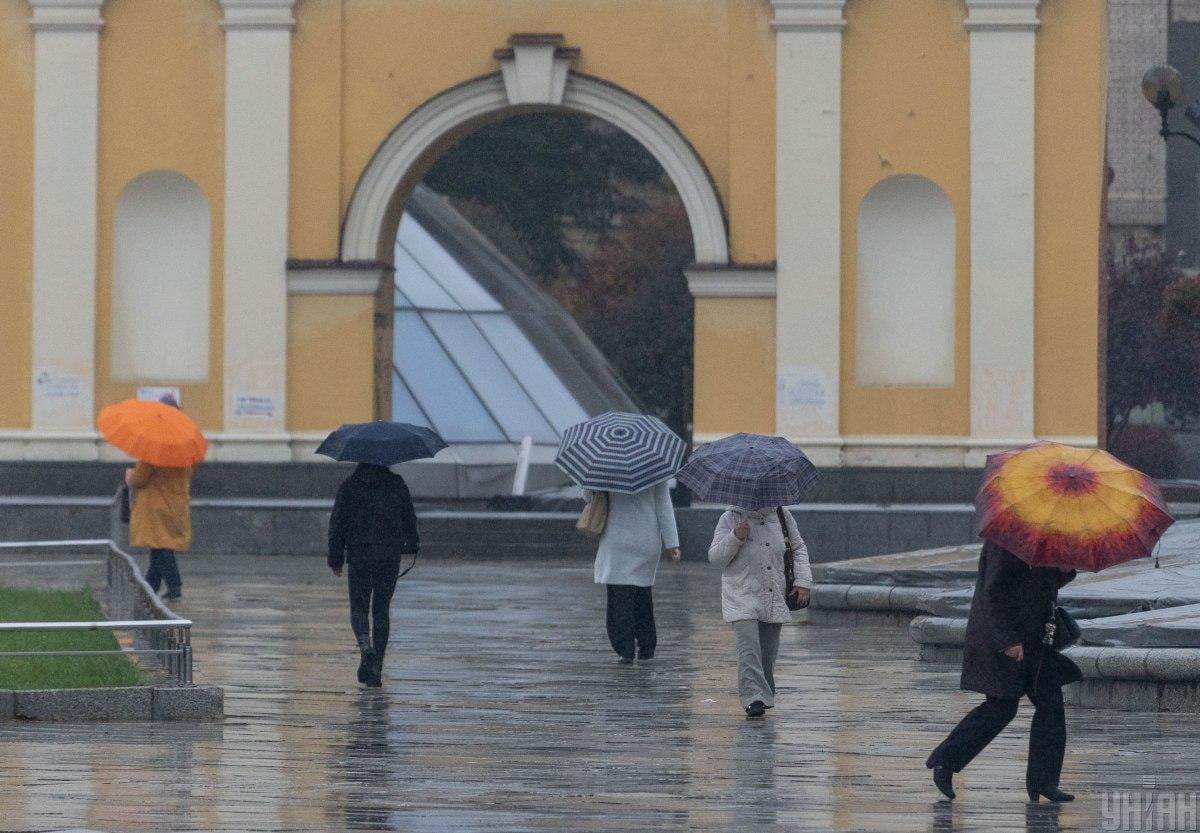 У Києві на цьому тижні буде кілька дощових днів / фото УНІАН У Києві на цьому тижні буде кілька дощових днів / фото УНІАН