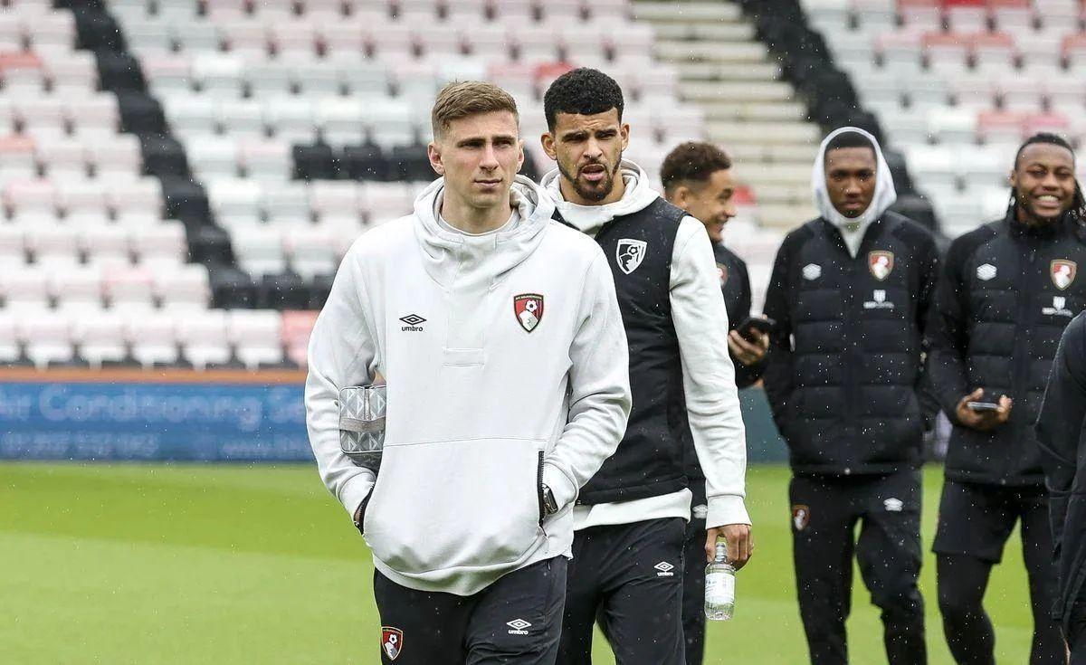Захисник Борнмута Ілля Забарний / фото twitter.com/afcbournemouth