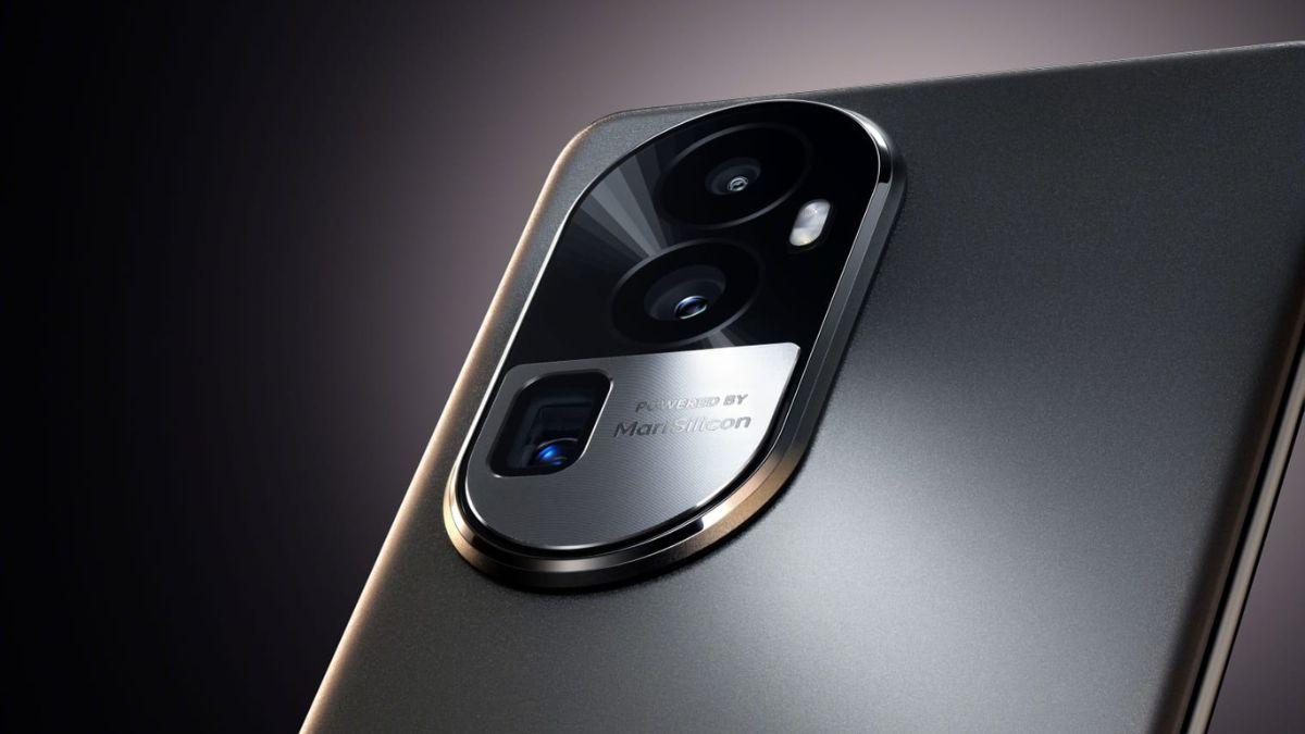 В OPPO Reno 10 тот же дизайн обыгран несколько иначе / фото OPPO В OPPO Reno 10 тот же дизайн обыгран несколько иначе / фото OPPO