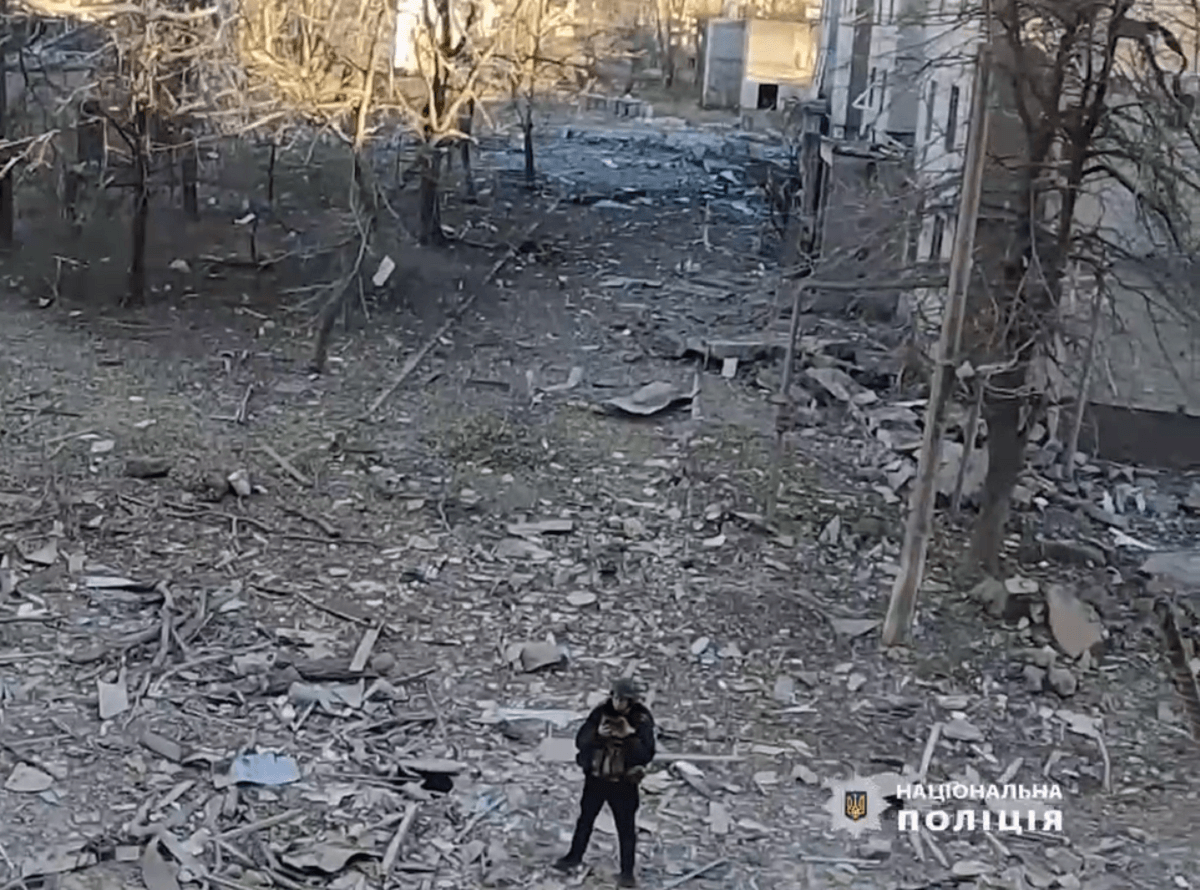 Оккупанты ударили по Авдеевской многоповерховке / скриншот с видео Оккупанты ударили по Авдеевской многоповерховке / скриншот с видео