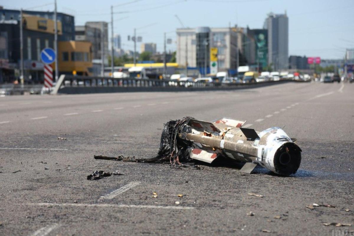 Окупанти сьогодні вранці завдали удару по Києву / фото УНІАН Окупанти сьогодні вранці завдали удару по Києву / фото УНІАН