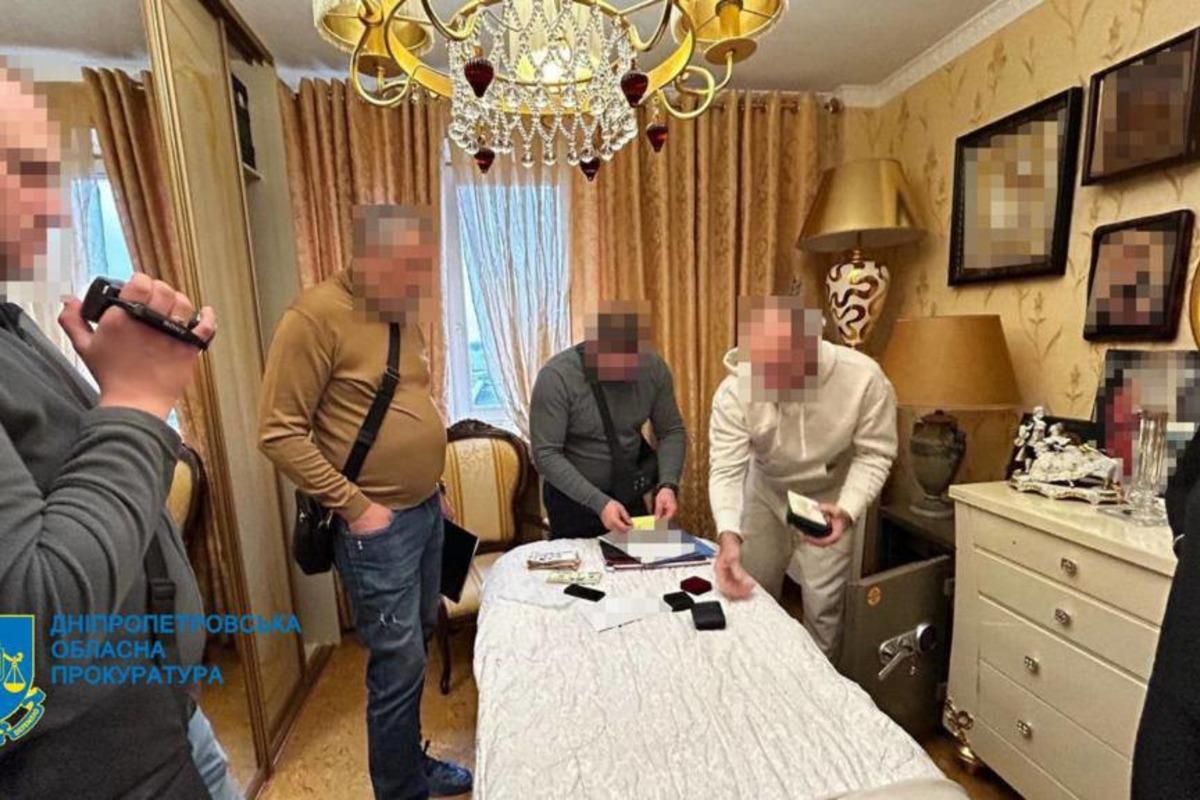 Екс-голова РДА попався "на схемі" з землею затоки вартістю у понад 1 млрд гривень / фото Офіс Генпрокурора Екс-голова РДА попався "на схемі" з землею затоки вартістю у понад 1 млрд гривень / фото Офіс Генпрокурора