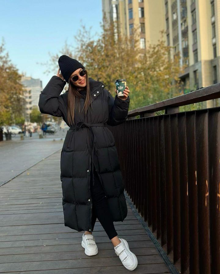 Однотонная одежда стройнит / instagram.com/sold_out_store Однотонная одежда стройнит / instagram.com/sold_out_store