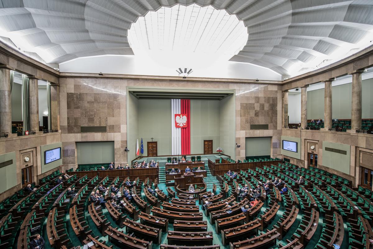 ПиС заняла первое место на выборах 15 октября, но не смогла заполучить большинство / фото ua.depositphotos.com