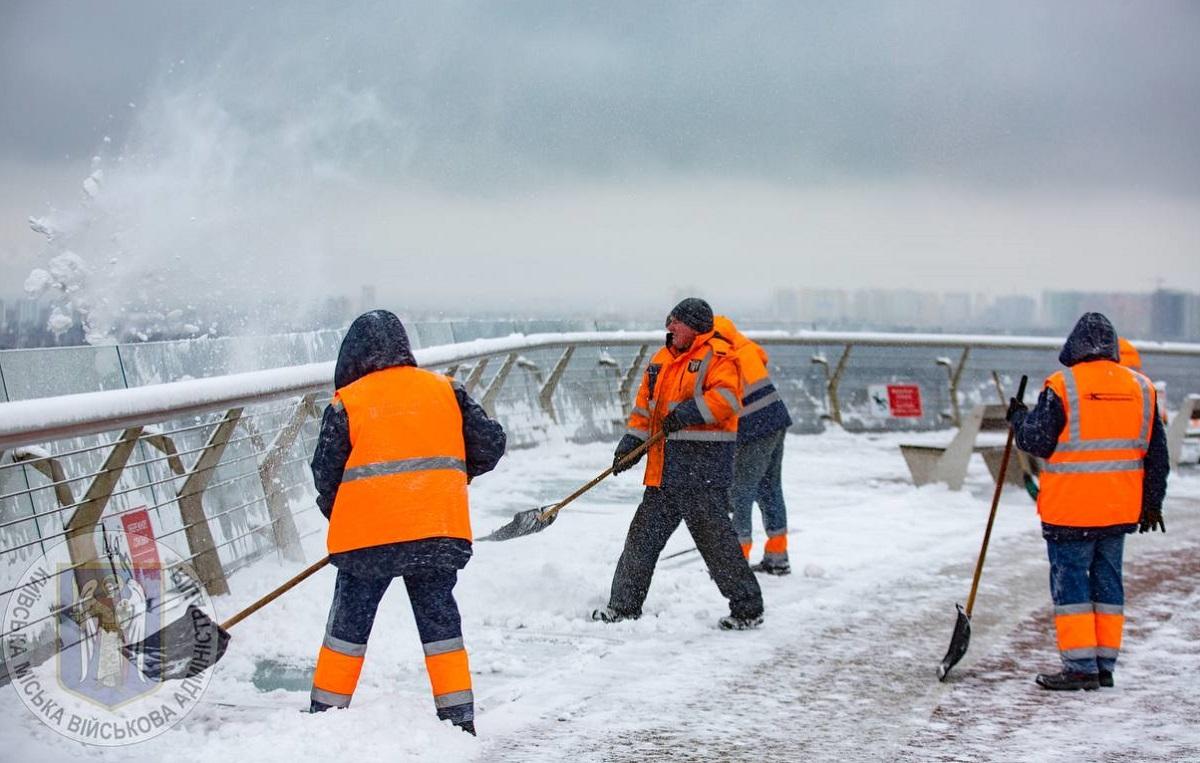 27 листопада вантажівкам перекриють рух столицею / фото КМВА 27 листопада вантажівкам перекриють рух столицею / фото КМВА