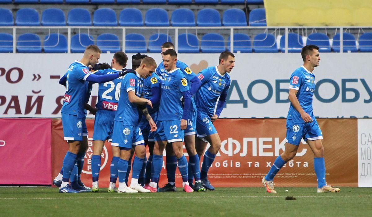 Футболісти Динамо святкують гол у ворота руху / фото ФК Динамо Київ