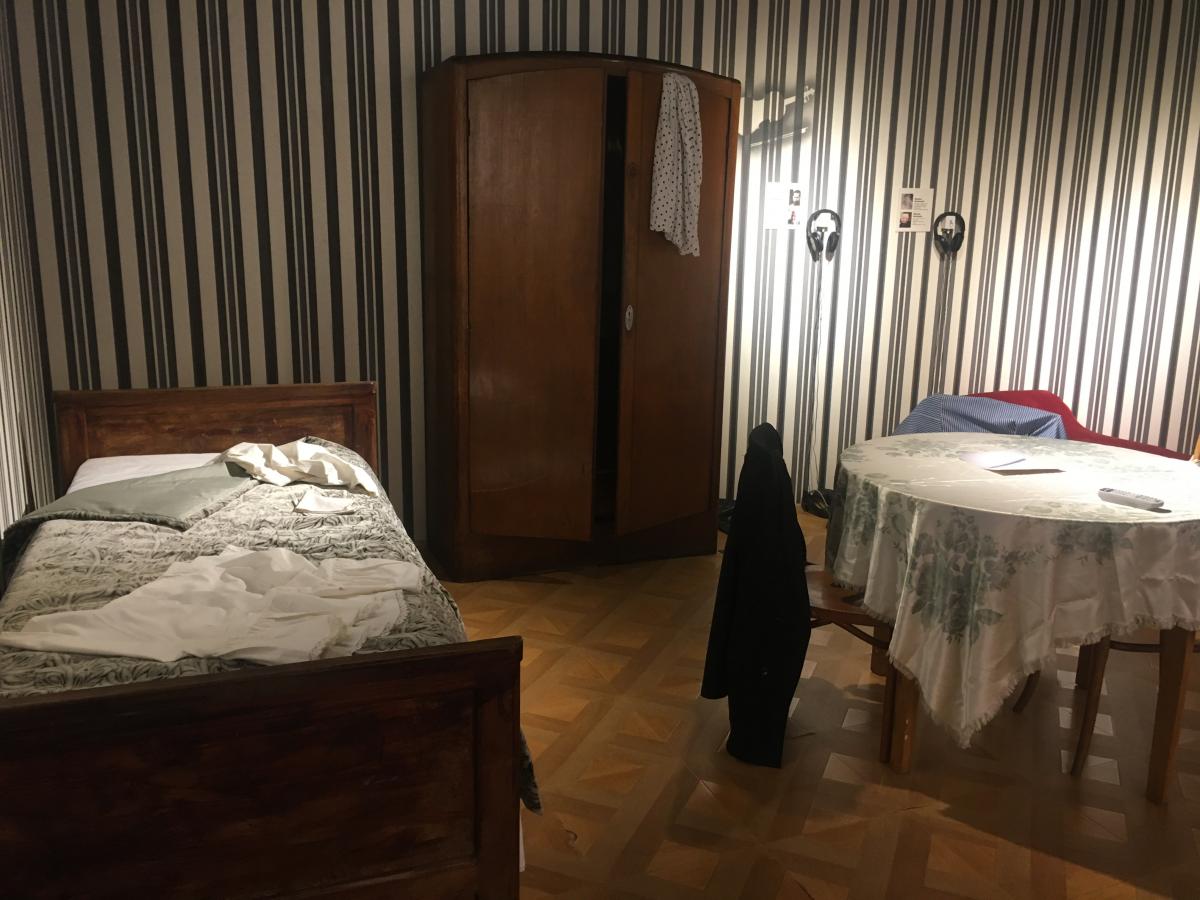 Кімната пересічного львів'янина / Фото Мирослави Бзікадзе Кімната пересічного львів'янина / Фото Мирослави Бзікадзе