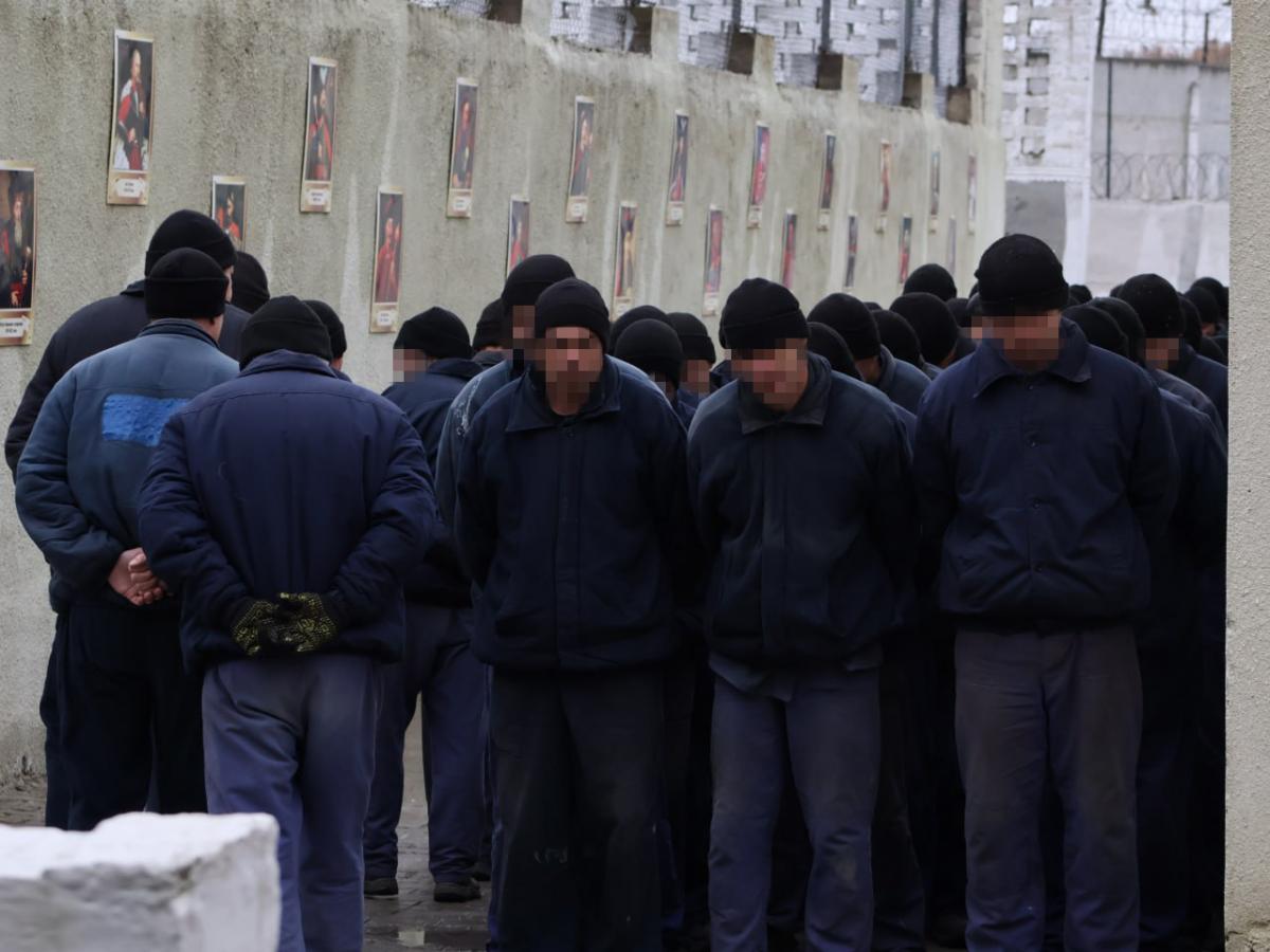 УНИАН побывал в центральном (и пока единственном) лагере для военнопленных из РФ / фото УНИАН, Дмитрий Ключко