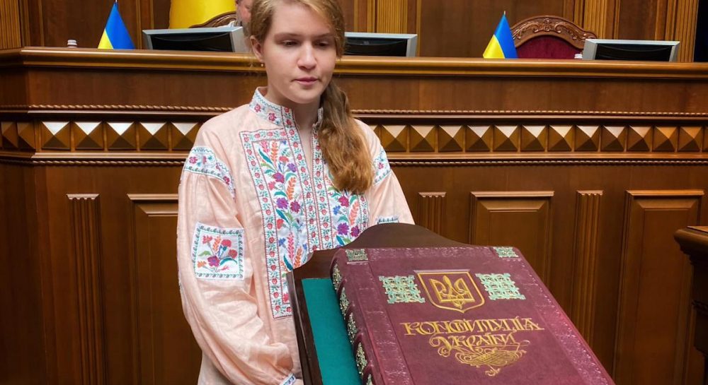 Марьяна Безуглая уходит из партии и фракции Слуга народа — УНИАН