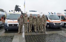 Бійці на передовій отримали радіаційні дозиметри та 10 "швидких" від Сталевого фронту