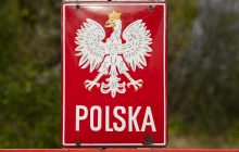 Зеленский прокомментировал блокаду границы в Польше: его прервала тревога (видео)