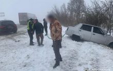 Снежный "ад" в Одесской области: на трассах застряли автобусы, школы переходят на онлайн