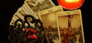 Гороскоп на 4 листопада за картами Таро: Водоліям - зустрічі, Дівам - підвищення