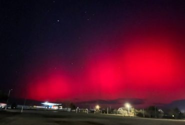Мощнейшая магнитная буря еще не раз на днях зажжет в небе северное сияние: прогноз