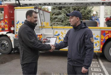 Рятувальники Дніпра отримали нову пожежну автодрабину німецького виробництва