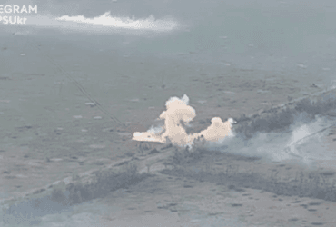 Ворожа бронегрупа доатакувалася: прикордонники показали феєричне знищення техніки (відео)