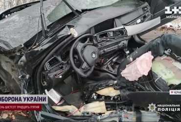 Машина перетворилася на груду металу: смертельна ДТП у Чернівцях