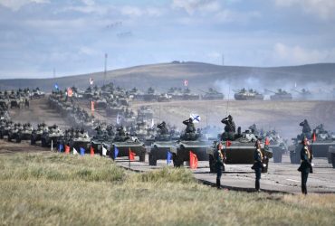 Мир сегодня рискует скатиться к новой глобальной войне, - Bloomberg